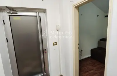 Dvoiposoban stan na prodaju, Slavija, 42m2 + 15m2 terasa