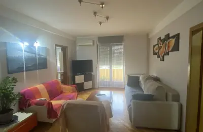 Izdaje se stan - Prvomajska, Zemun - 600 e