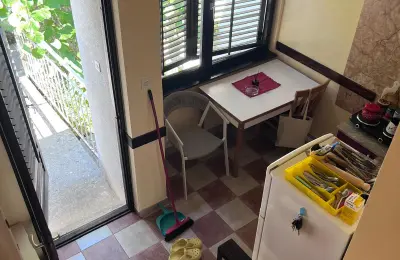 Kompletno renoviran apartman sa pogledom na Boku – Krašići (52m²)