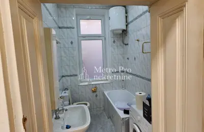 Dvoiposoban stan na prodaju, Slavija, 42m2 + 15m2 terasa