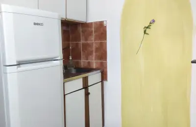 Stan u strogom centru Zemuna (spuštena cena)