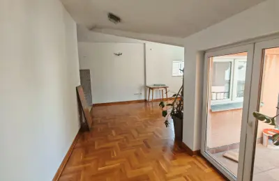 Stan u centru Zemuna