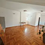 Stan u centru Zemuna