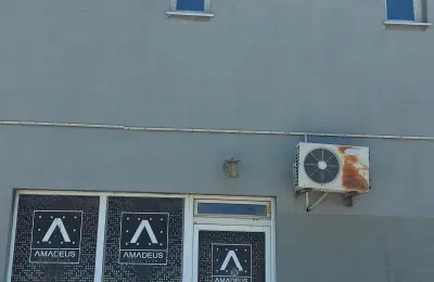 Kuća sa lokalom