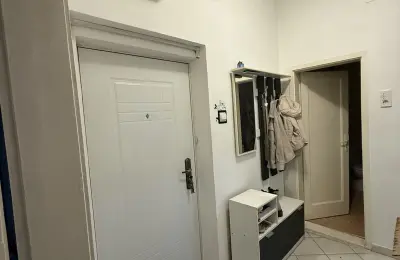 Na prodaju dvosoban stan