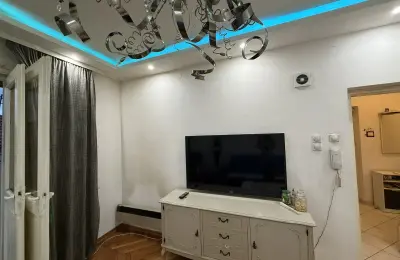 Na prodaju dvosoban stan