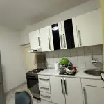 Na prodaju dvosoban stan