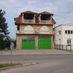 Garaža hala stambeno poslovni prostor
