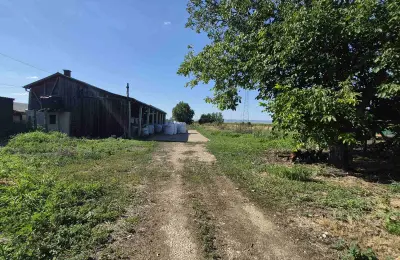 Na prodaju salaš – Rumski drum 69a, Sremska Mitrovica