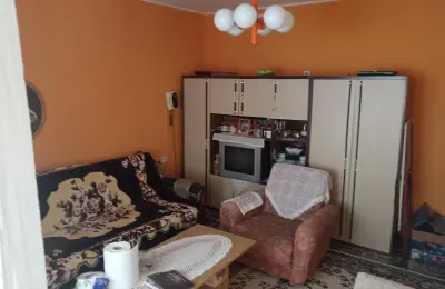 Kuća u Krčedinu