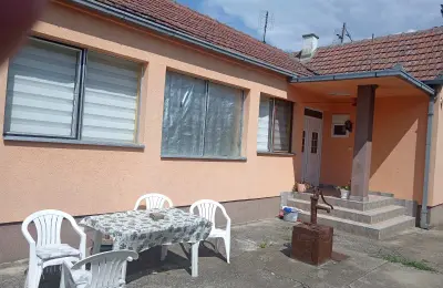 Kuća u Krčedinu