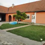 Kuća 140 m² u Pivnicama – Odmah useljiva sa velikim placem