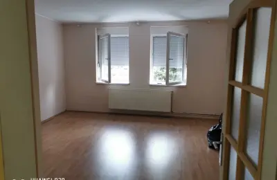 Kuća 140 m² u Pivnicama – Odmah useljiva sa velikim placem