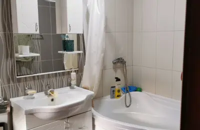 Kuća 140 m² u Pivnicama – Odmah useljiva sa velikim placem