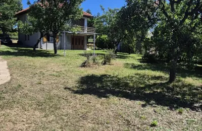 Porodična kuća