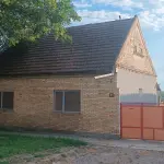 NA PRODAJU KUĆA U RAVNOM SELU – 158 m² + 8 ARI BAŠTE