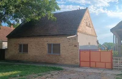 NA PRODAJU KUĆA U RAVNOM SELU – 158 m² + 8 ARI BAŠTE