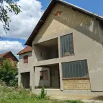 KUĆA U TRNAVI KOD ČAČKA – 148 m², PLAC 5,16 ARI