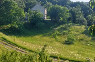 NA PRODAJU KUĆA SA VELIKIM IMANJEM – LAZAC KOD KRALJEVA