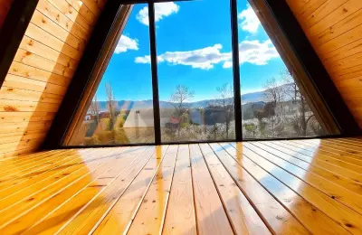 Na prodaju Luxury Villas&Poll,Aranđelovac