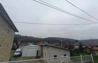 Na prodaju stambeno-poslovni objekat, Paragovo
