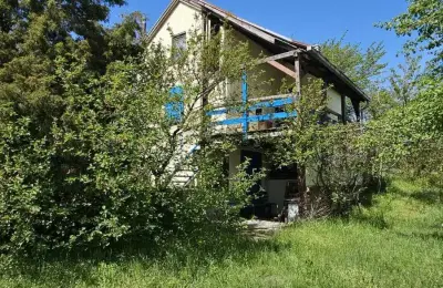 Vikendica na prodaju-Devojački Bunar
