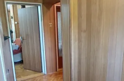 Kuća u mirnom delu naselja Trešnja