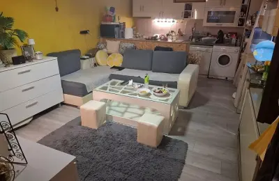 Kuća na prodaju u Farkaždinu-Zrenjanin