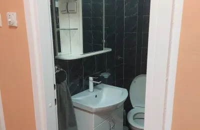 Izdajem stan kod hotela Srbija