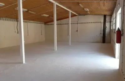 Izdajem magacin u Rakovici od 140m2