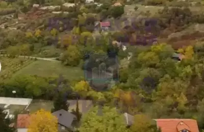 Prodaje se plac u najelitnijem delu Rakovca