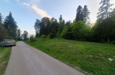 Na prodaju plac na Zlatiboru