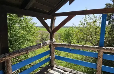 Vikendica na prodaju-Devojački Bunar