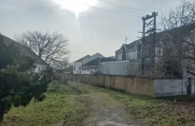 Prodaje se objekat-bivsa klanica u Barandi