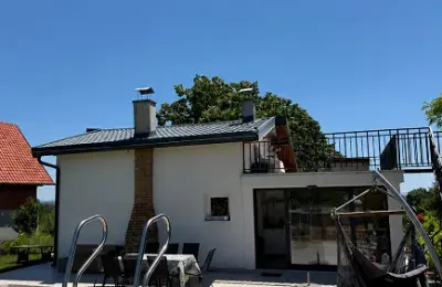Mislođin-Obrenovac, nameštena dvoetažna kuća sa bazenom