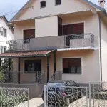 Prodaje se porodicna kuća u Sremčici