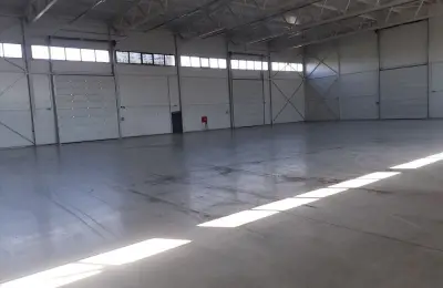 Izdajemo halu u Simanovcima u blizini Knez Petrol pumpe