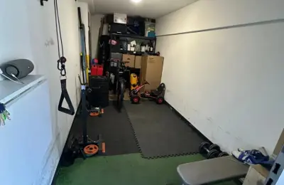 Prodajem garazno mesto u Zarkovu