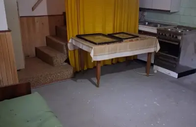 Deo kuce u nizu na izuzetnoj lokaciji