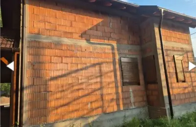 Vrhpolje, etno selo, pored Drine