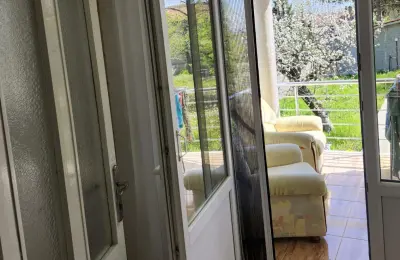 Sredjena kuca 200m2 sa visokim zidovima i potpuno privatnoscu-4km od Soko Banje-Resnik Galerija slika
