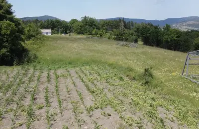 Plac na Divčibarama-selo Rosici