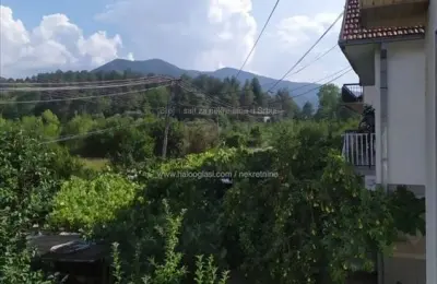 Kuća u Surdulici, 180m2, 6ari placa
