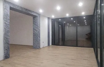 Sremcica,centar ul.Beogradska lokal 55m2(+11m2)