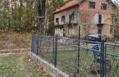 Prodajem stambeno-poslovni objekat u Vranicu