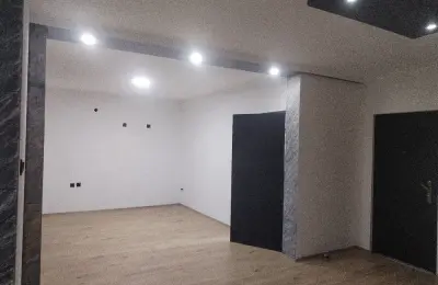 Sremcica,centar ul.Beogradska lokal 55m2(+11m2)