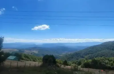 Prodaja parcela na Goliji (gradjevinsko zemljiste sa dozvoljenom gradnjom)