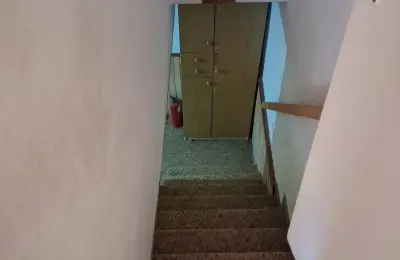 Deo kuce u nizu na izuzetnoj lokaciji