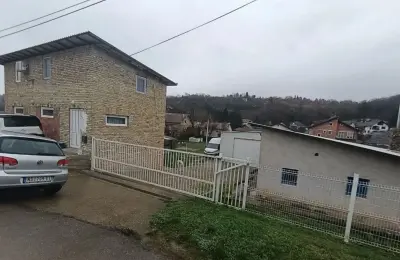 Na prodaju stambeno-poslovni objekat, Paragovo