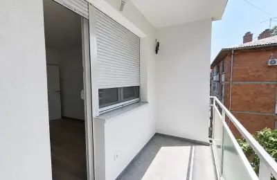 Prodajem stan na Karaburmi